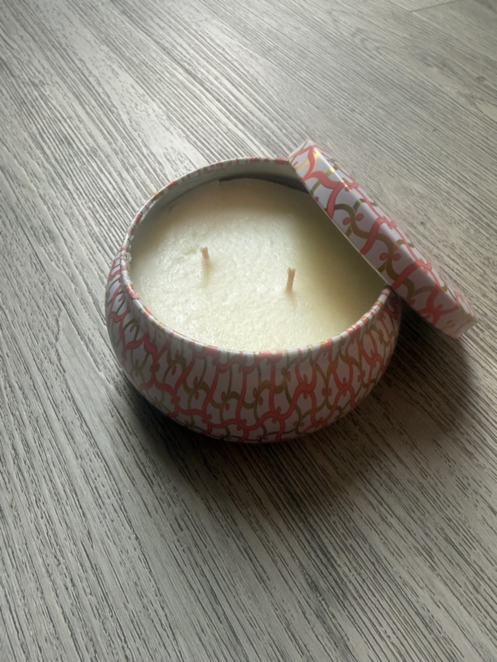 Voluspa Pink and Gold Patterned Tin 2-Wick Candle